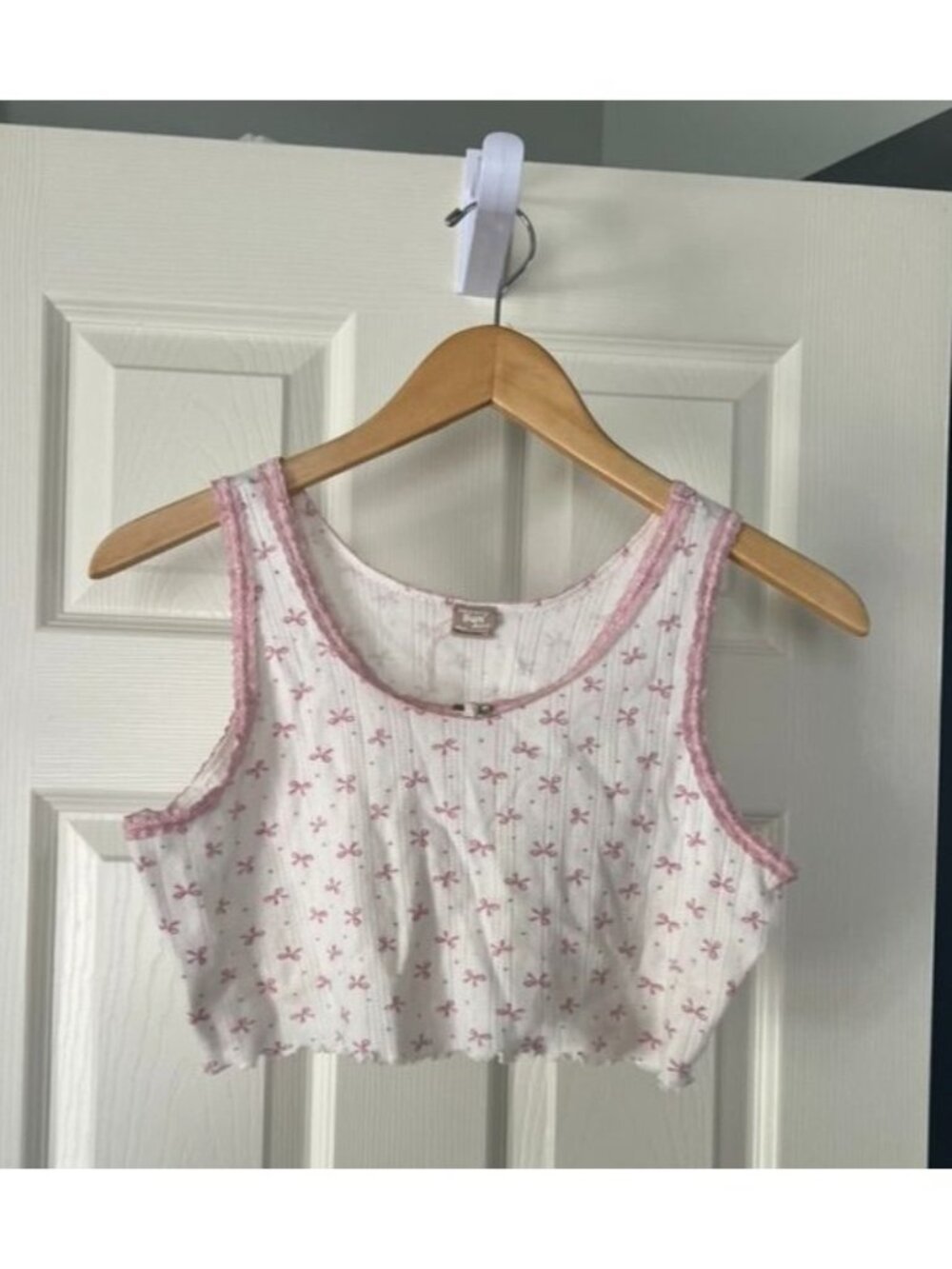 Messy Bun Just Chillin Bow Print Crop Top Medium Coquette Lace Trim Cottagecore